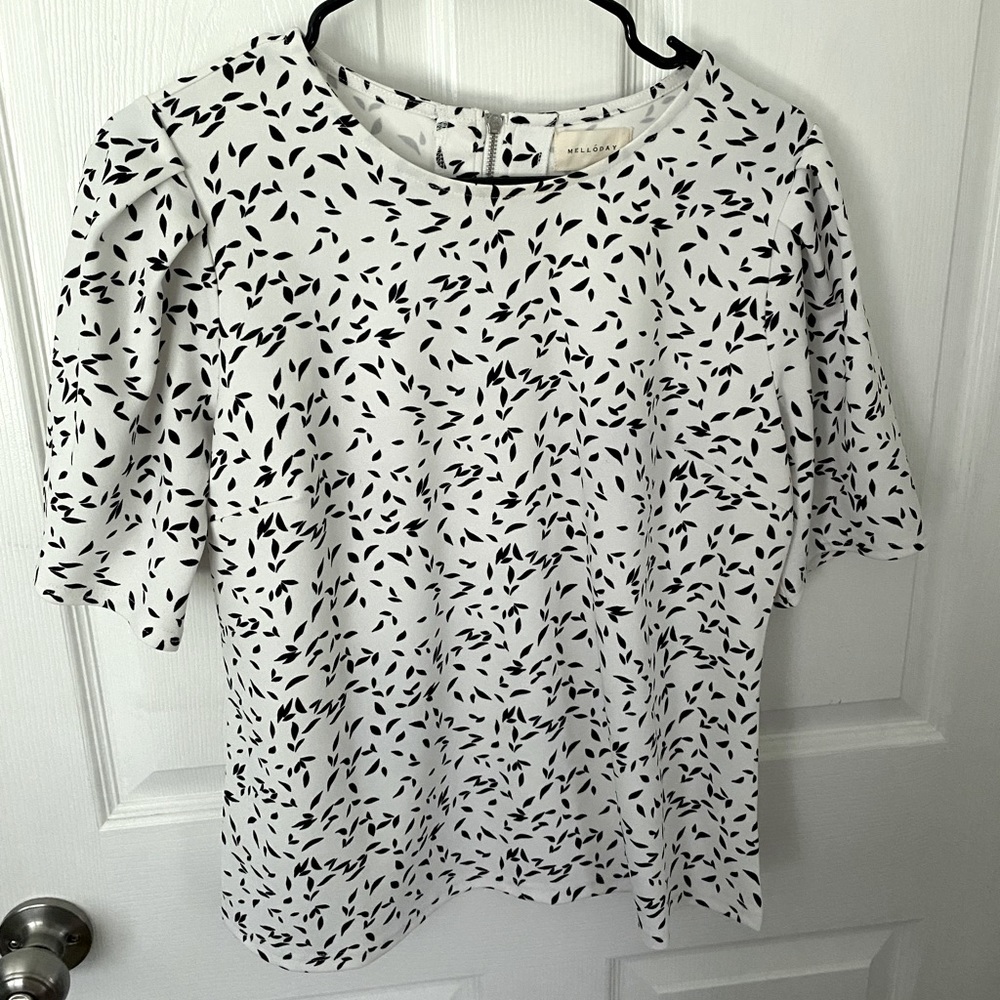 Medium Mellóday Blouse.